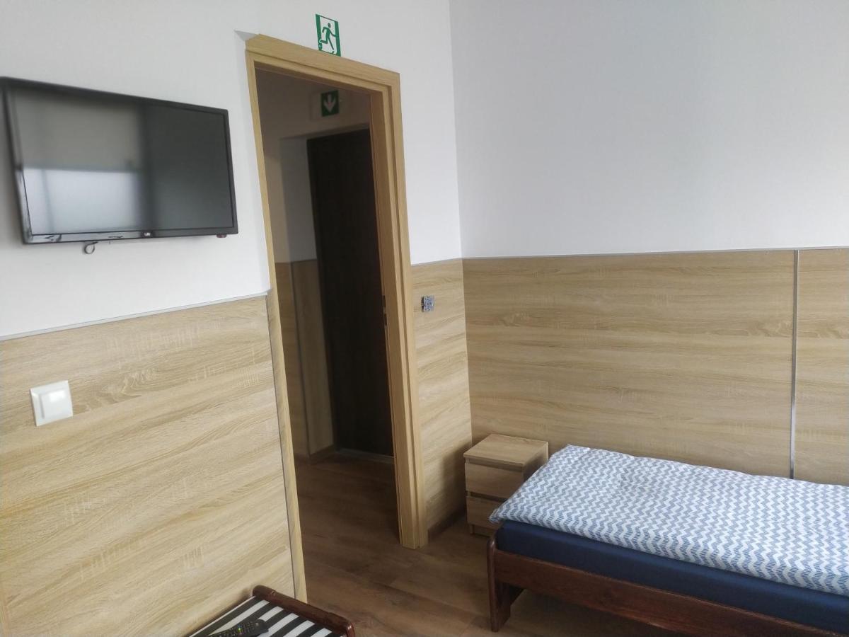 Pokoje Goscinne Z Lazienkami Przy Wroclawiu, Darmowy Parking Długotęka Exterior foto